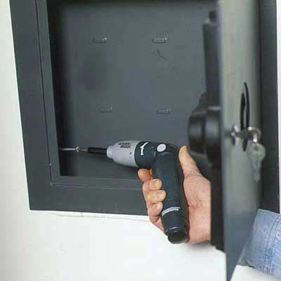 פריצת כספות - תשאירו למקצוענים